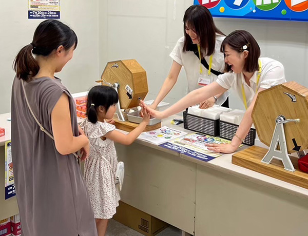 商業施設内でのイベントの様子